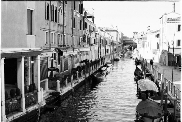 Agfa vista 100 expired film Venice Italy